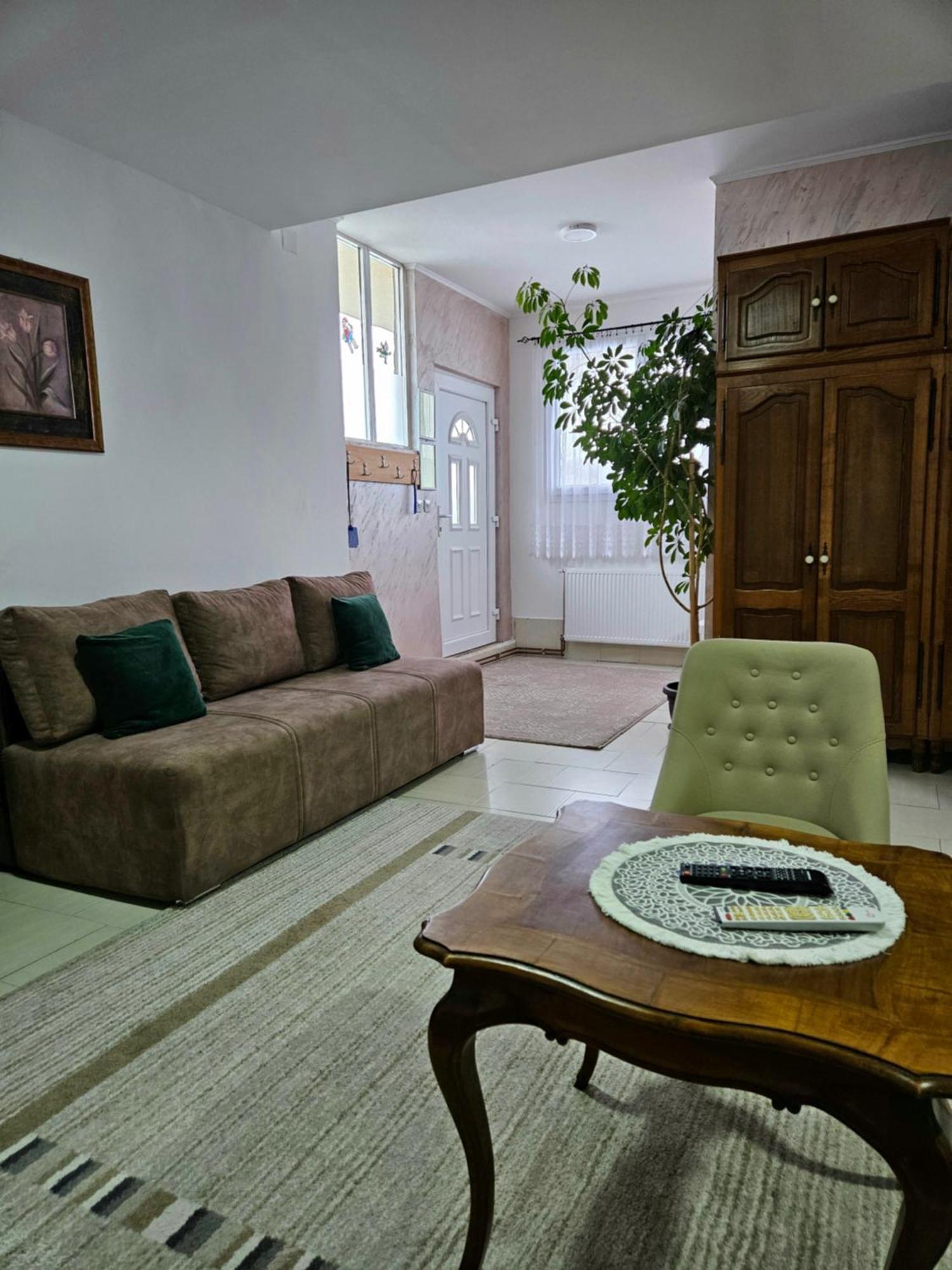 Apartman Juga Kremna Exteriér fotografie
